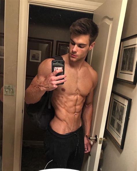 Free Hot Men Selfies Photos